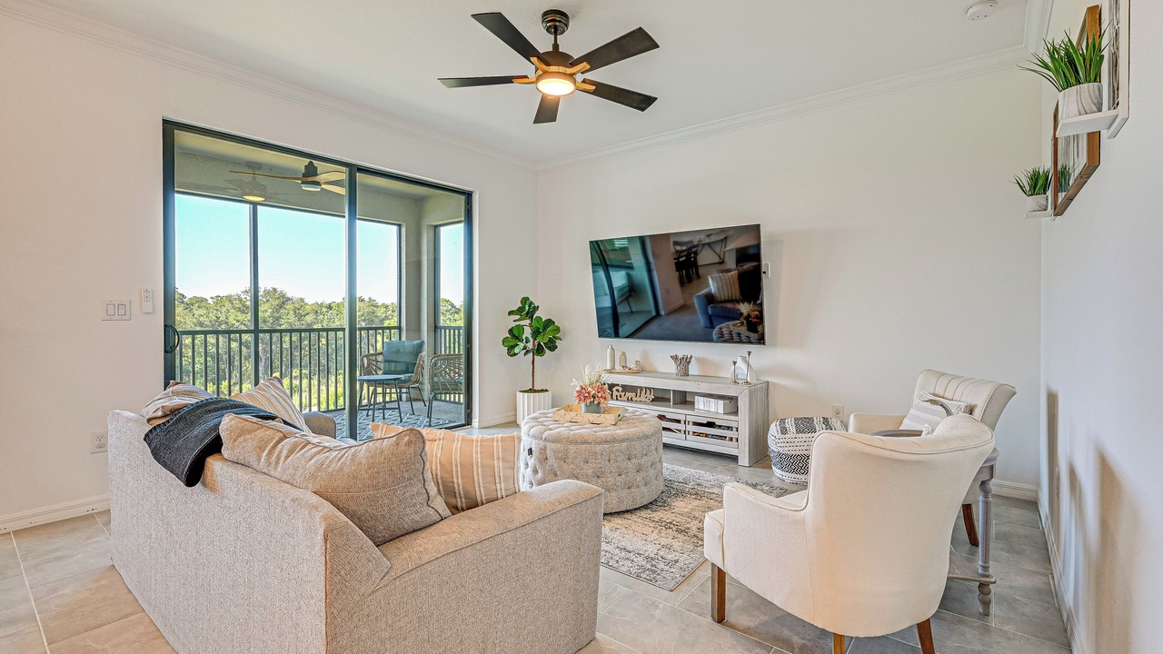 Photo of Livingroom in Lakewood Ranch