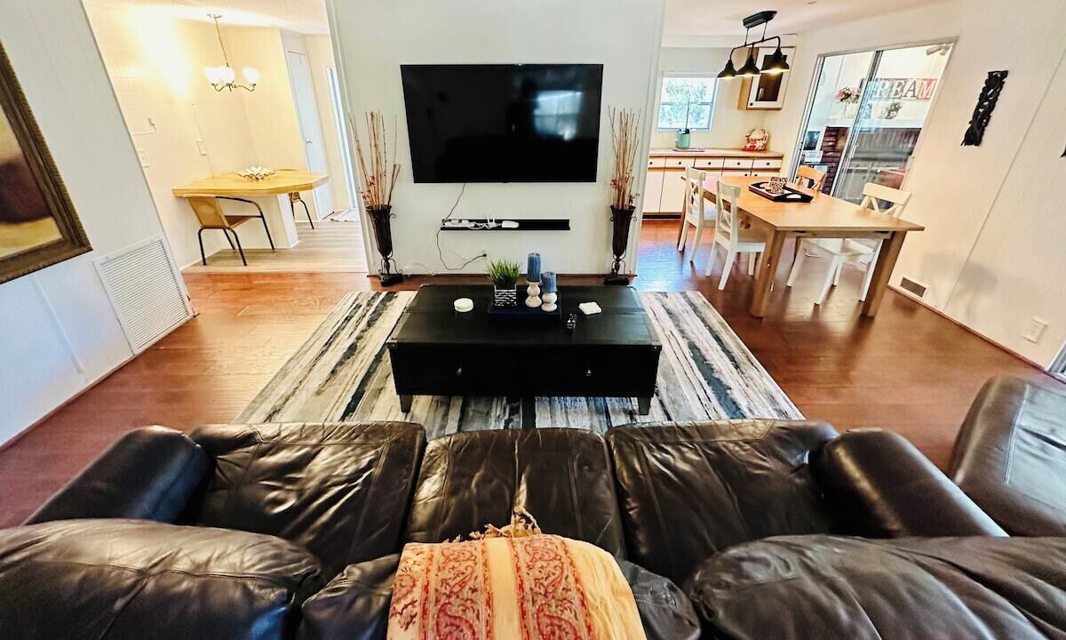 Photo of Livingroom in Riverview