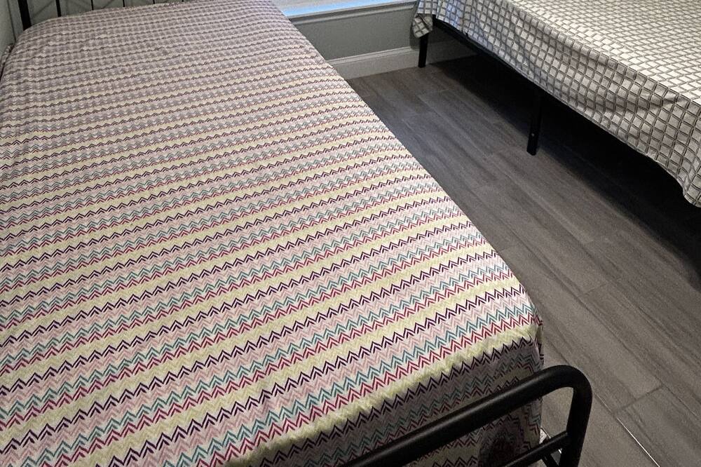 Photo of Bedroom in Okeechobee