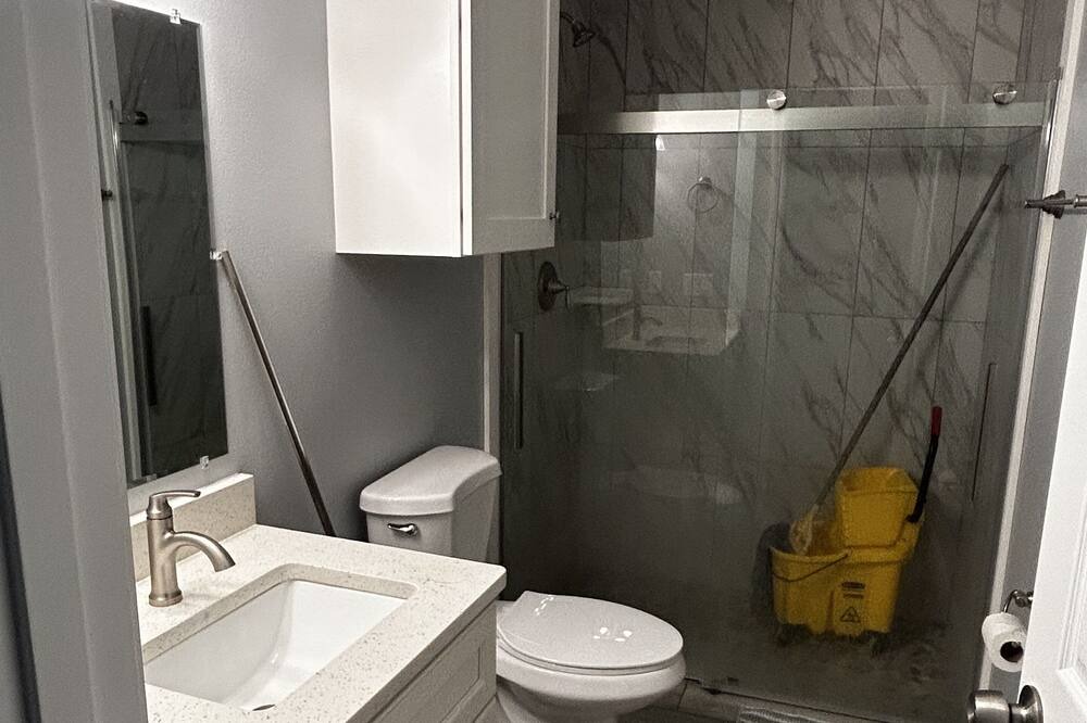 Photo of Bathroom in Okeechobee
