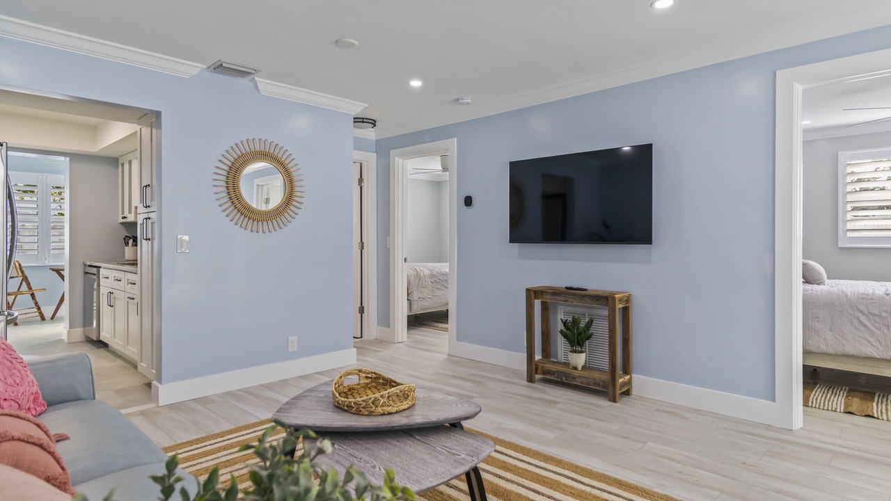 Photo of Livingroom in Lake Ida Shores