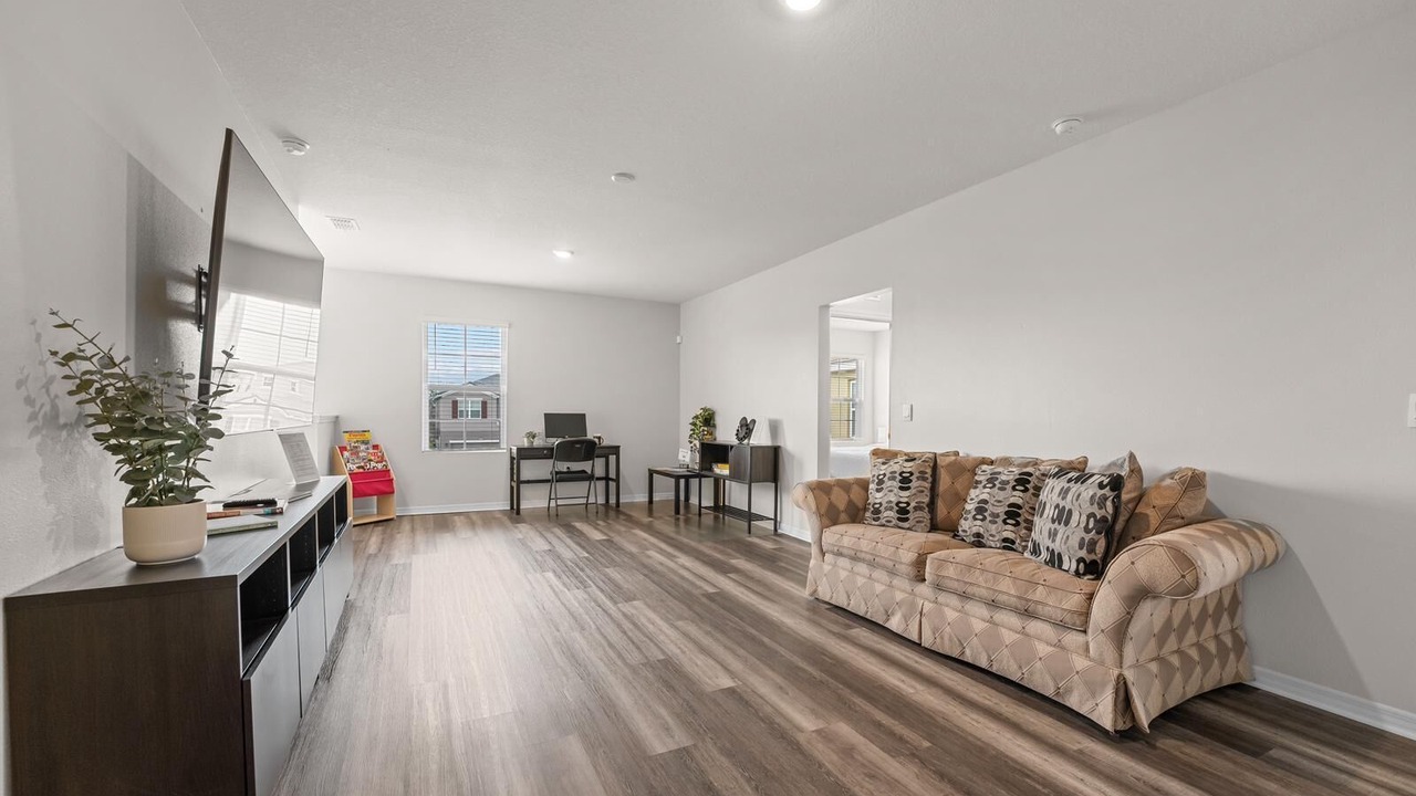 Photo of Livingroom in Sunridge Woods