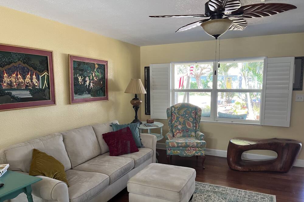 Photo of Livingroom in Indialantic By The Sea