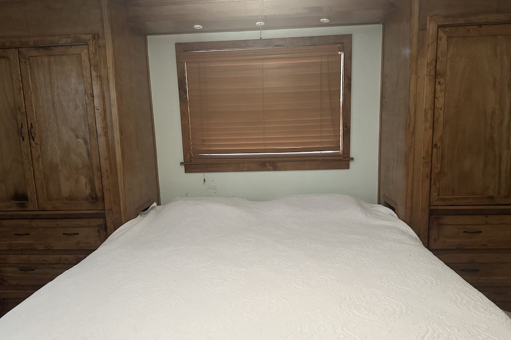 Photo of Bedroom in Bee Ridge