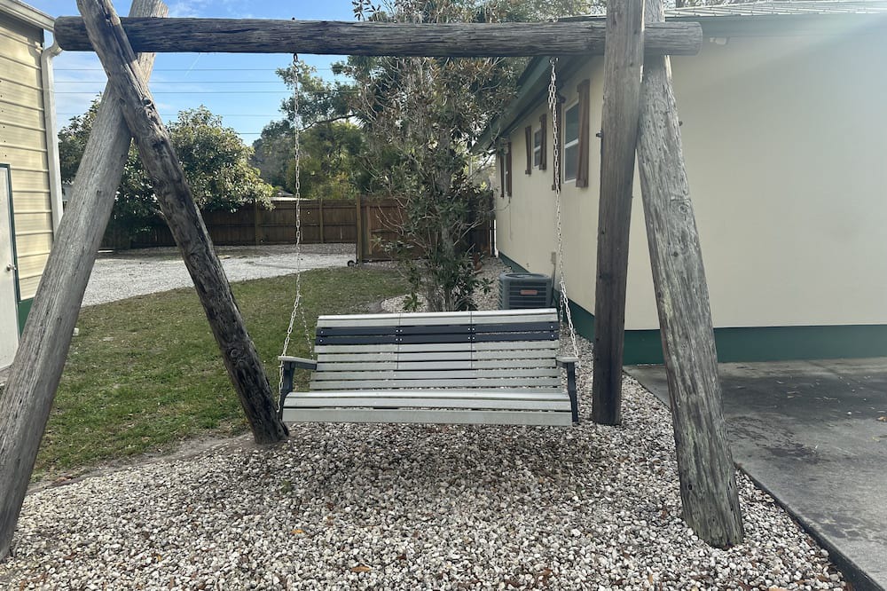 Photo of Outdoor in Bee Ridge