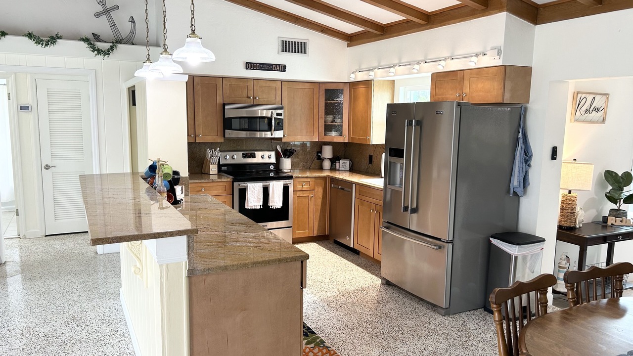 Photo of Kitchen in Orchid Isle Estates