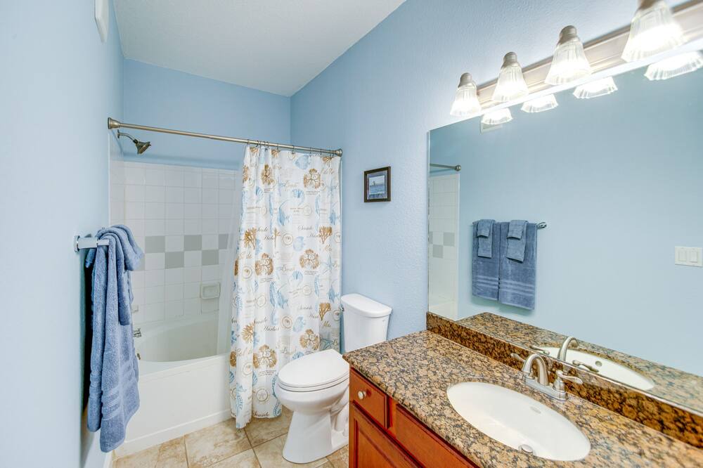 Photo of Bathroom in Gateway