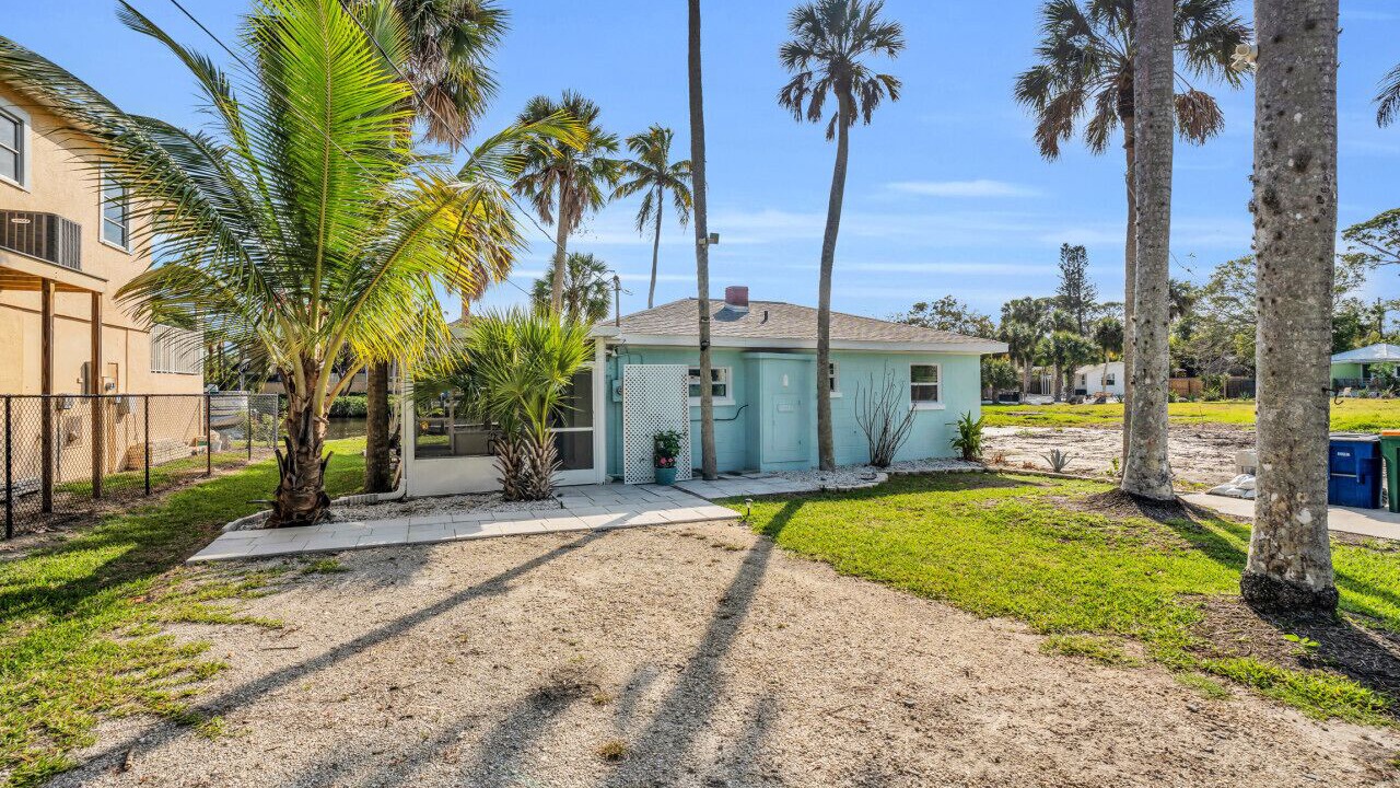 Photo of Outdoor in Bonita Shores