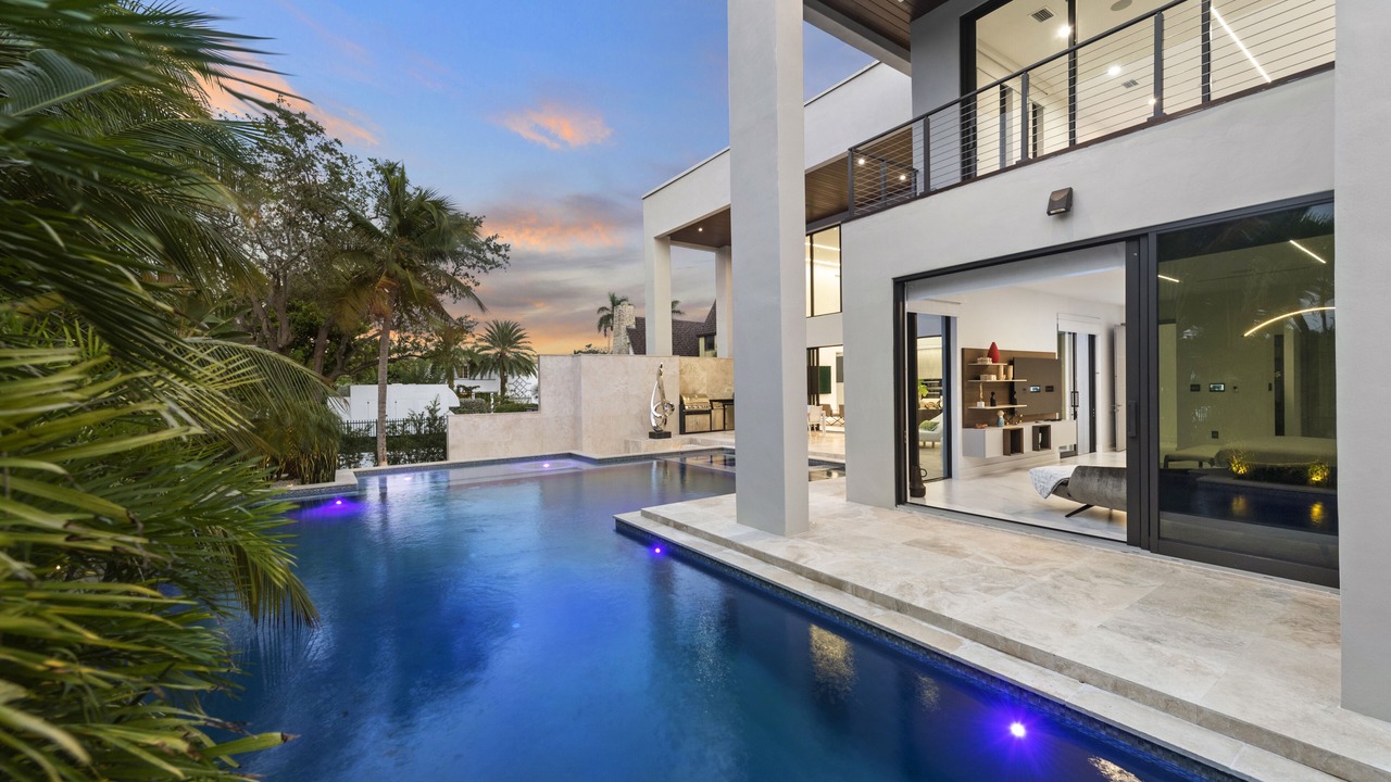 Photo of Outdoor in Northeast Miami