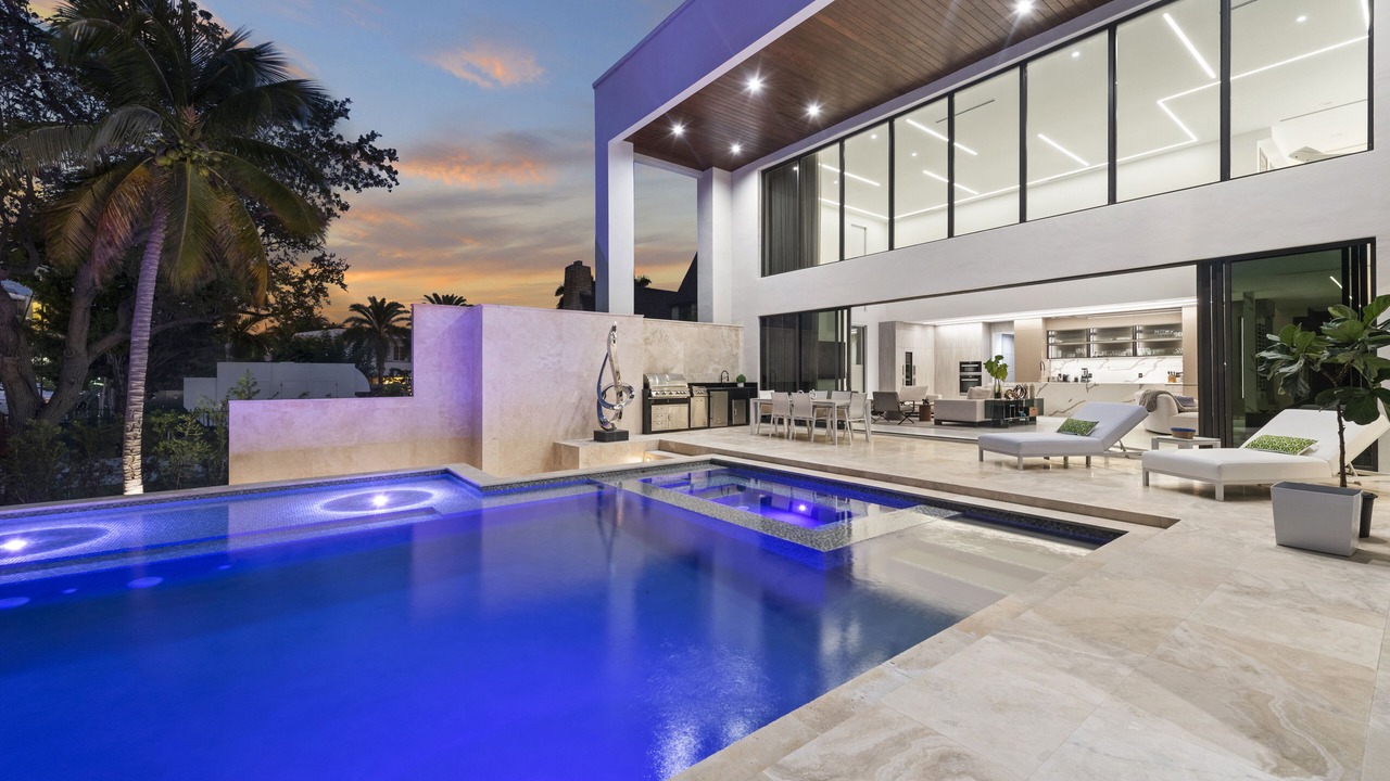 Photo of Outdoor in Northeast Miami