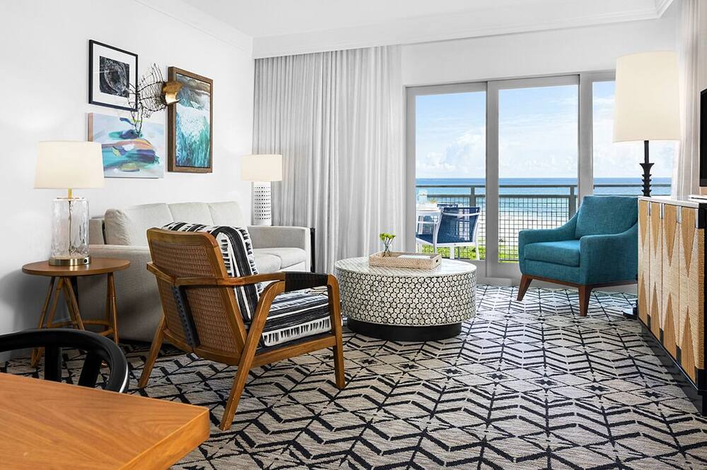 Photo of Livingroom in Singer Island