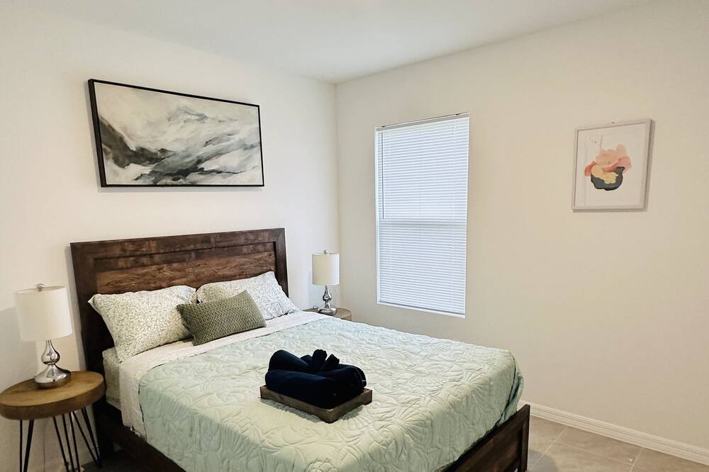 Photo of Bedroom in Port Saint Lucie
