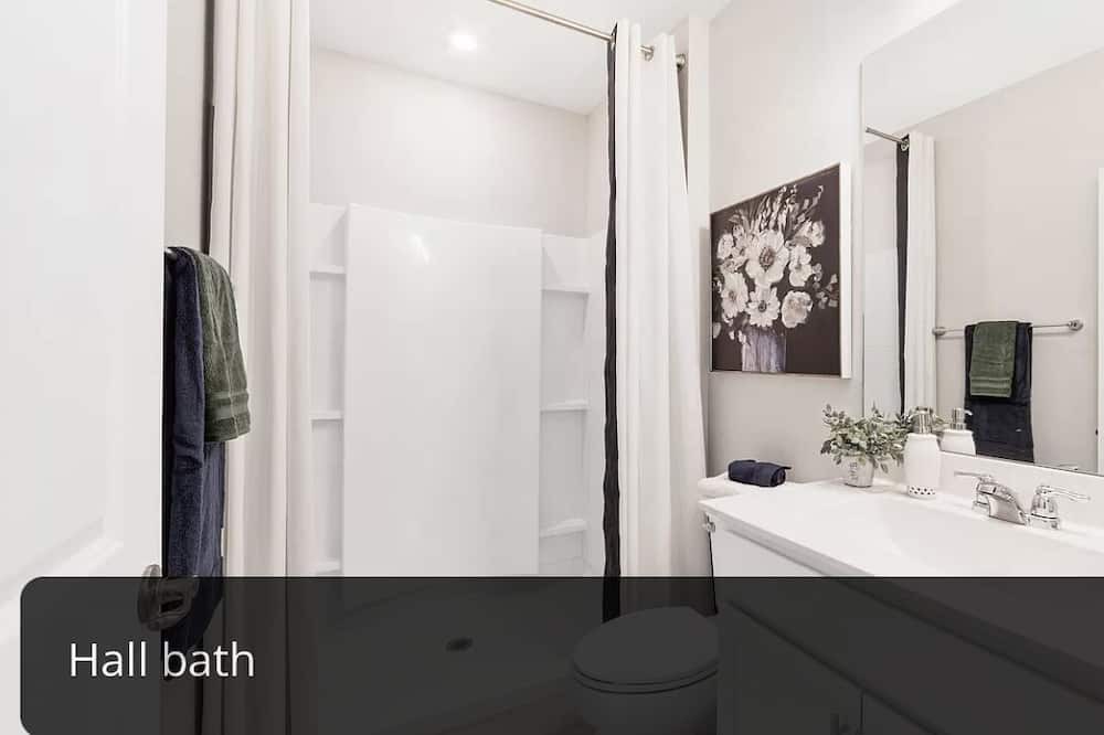 Photo of Bathroom in Port Saint Lucie