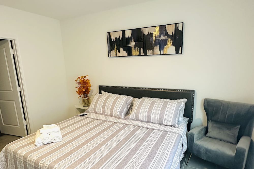 Photo of Bedroom in Port Saint Lucie