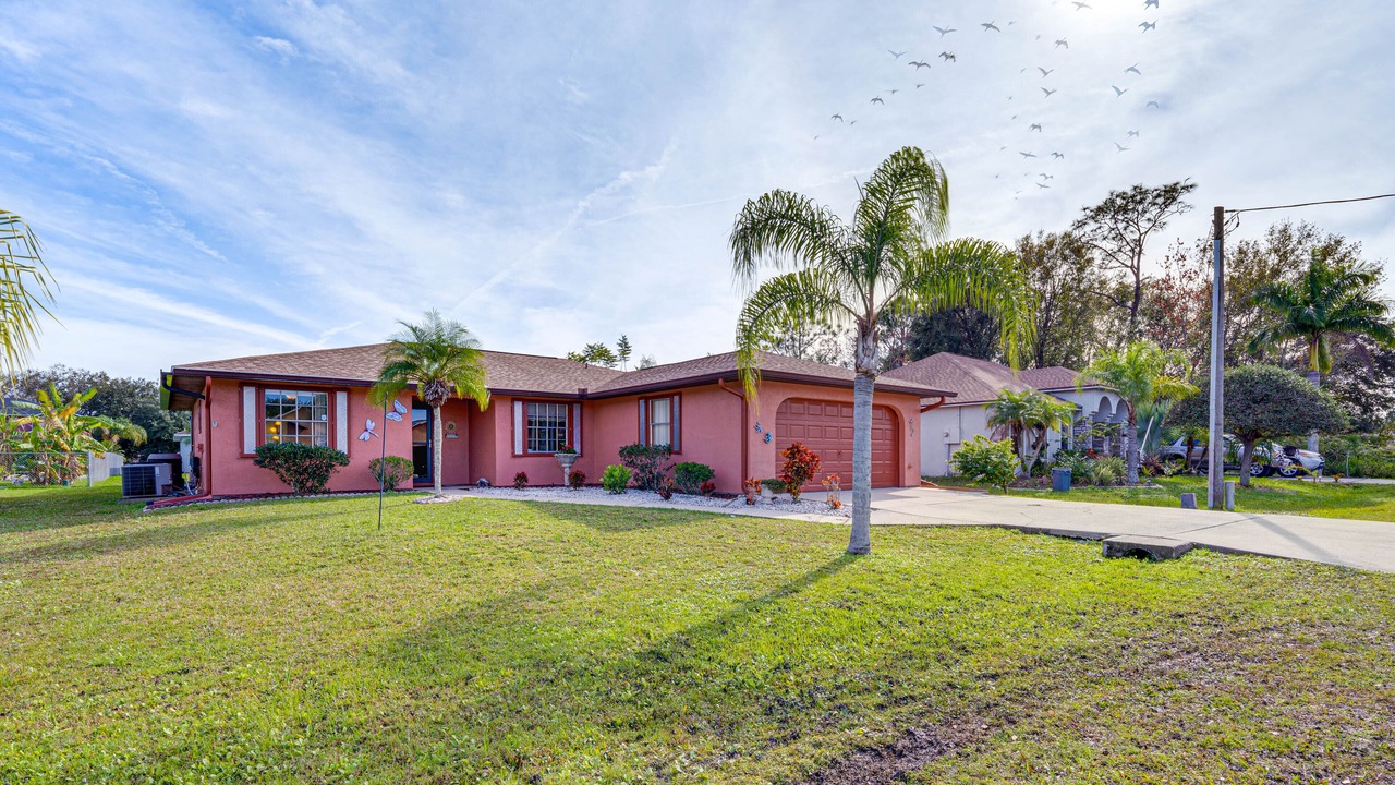 Photo of Outdoor in Poinciana