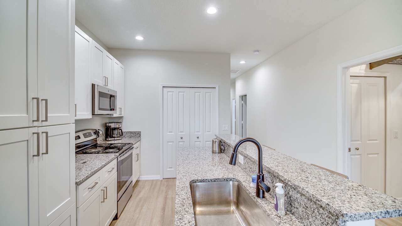 Photo of Kitchen in Okeechobee
