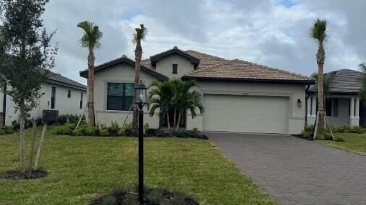 Photo of Outdoor in Estero
