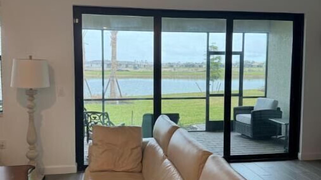 Photo of Livingroom in Estero