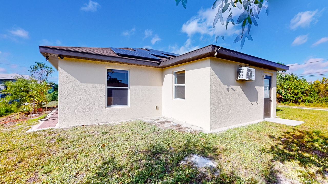 Photo of Outdoor in Lehigh Acres