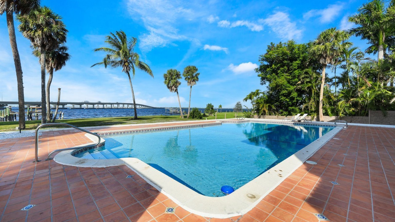 Photo of Outdoor in Fort Myers