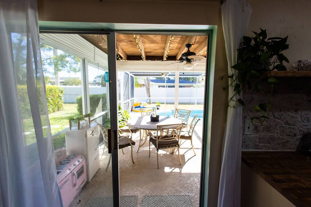 Photo of Patio Balcony in Lochmoor Waterway Estates