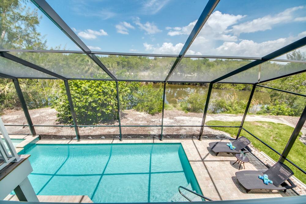 Photo of Outdoor in Beachview Country Club Estates