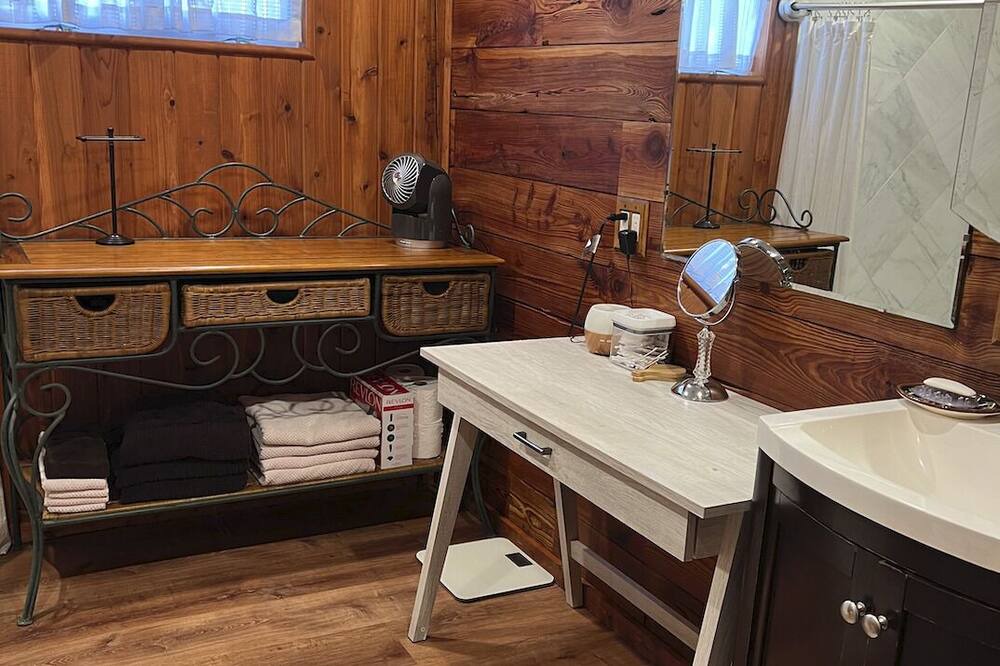 Photo of Bathroom in Bonita Springs