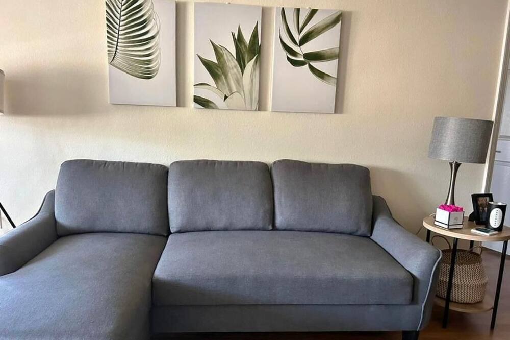 Photo of Livingroom in Port Saint Lucie