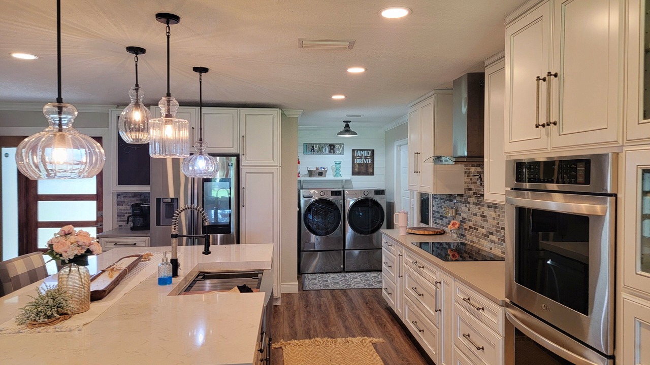 Photo of Kitchen in Avon Park