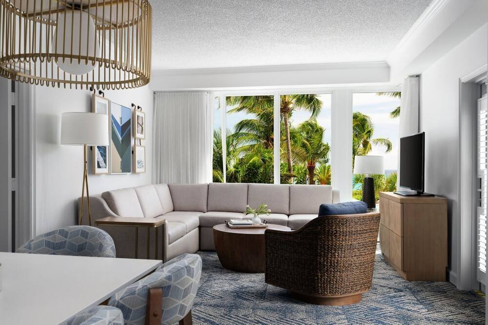 Photo of Livingroom in Palm Beach Shores