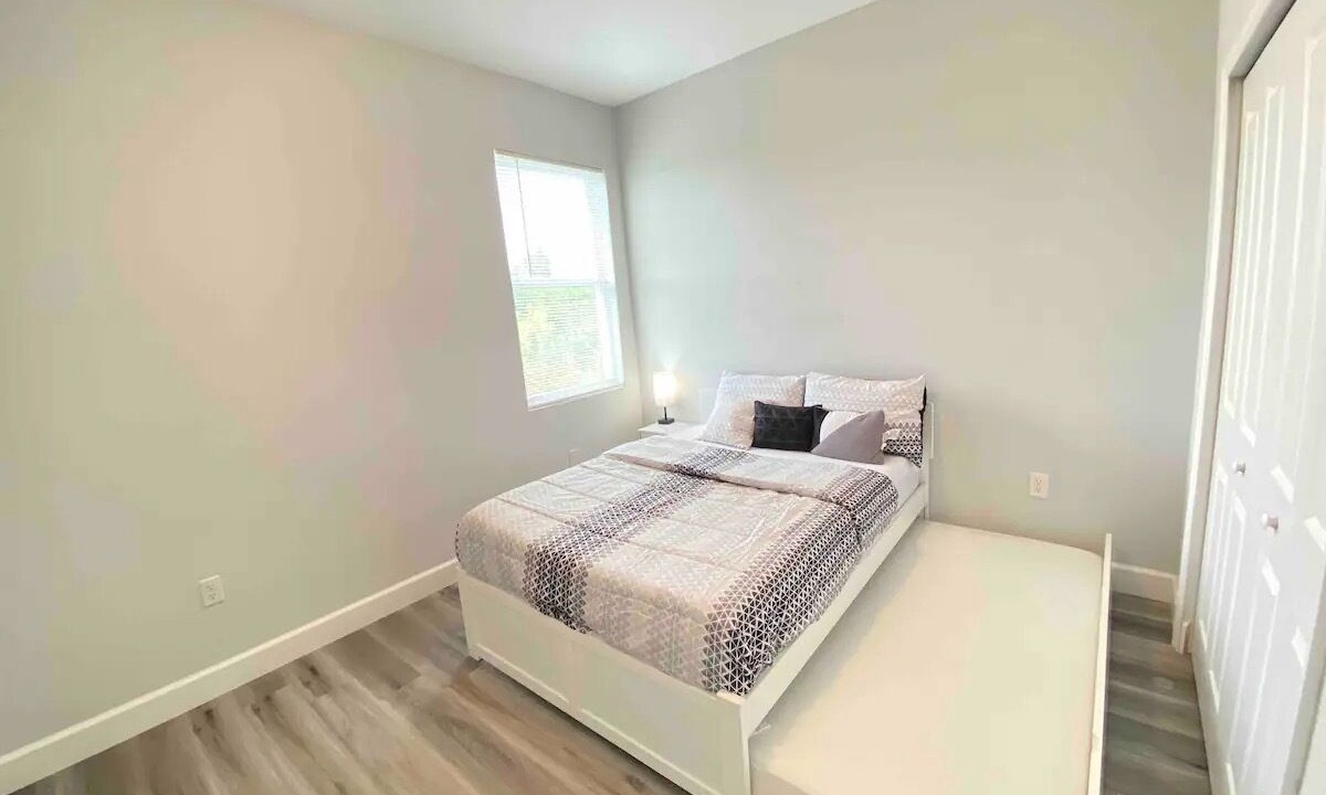 Photo of Bedroom in South Gulf Cove