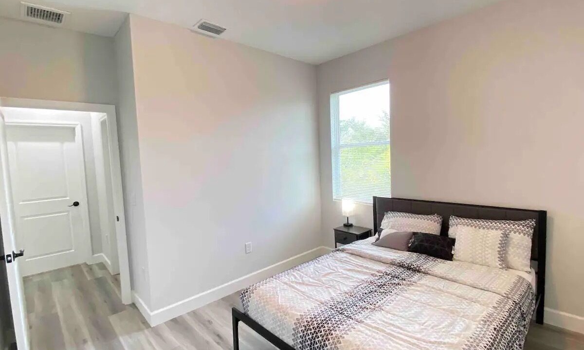 Photo of Bedroom in South Gulf Cove