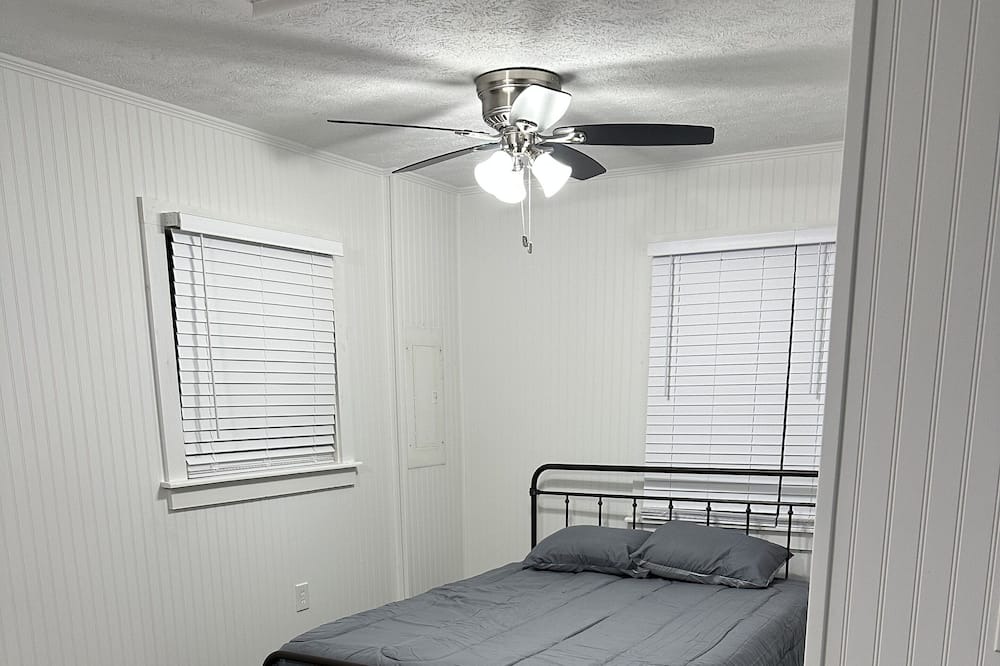Photo of Bedroom in East County Civic Group