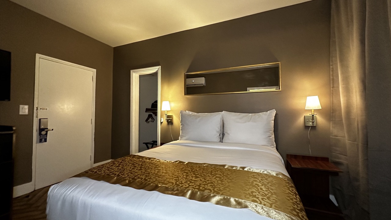 Photo of Bedroom in Overtown