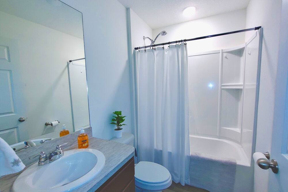 Photo of Bathroom in Port Malabar
