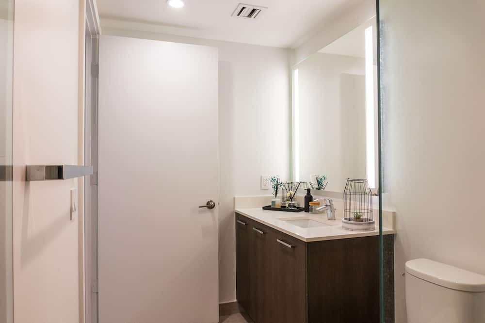 Photo of Bathroom in Overtown