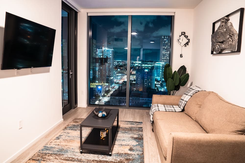 Photo of Livingroom in Overtown