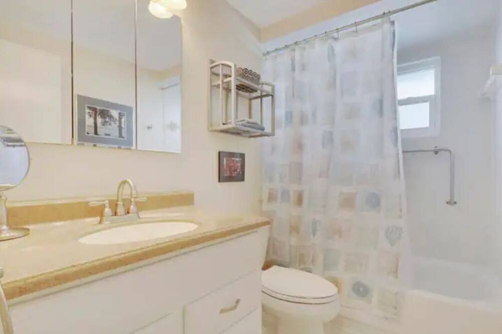 Photo of Bathroom in Singer Island