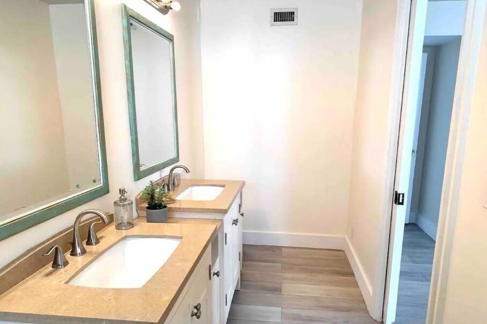 Photo of Bathroom in Singer Island