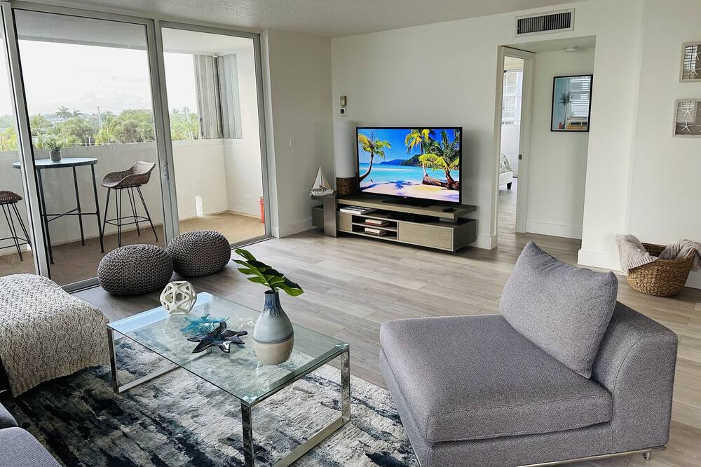 Photo of Livingroom in Singer Island