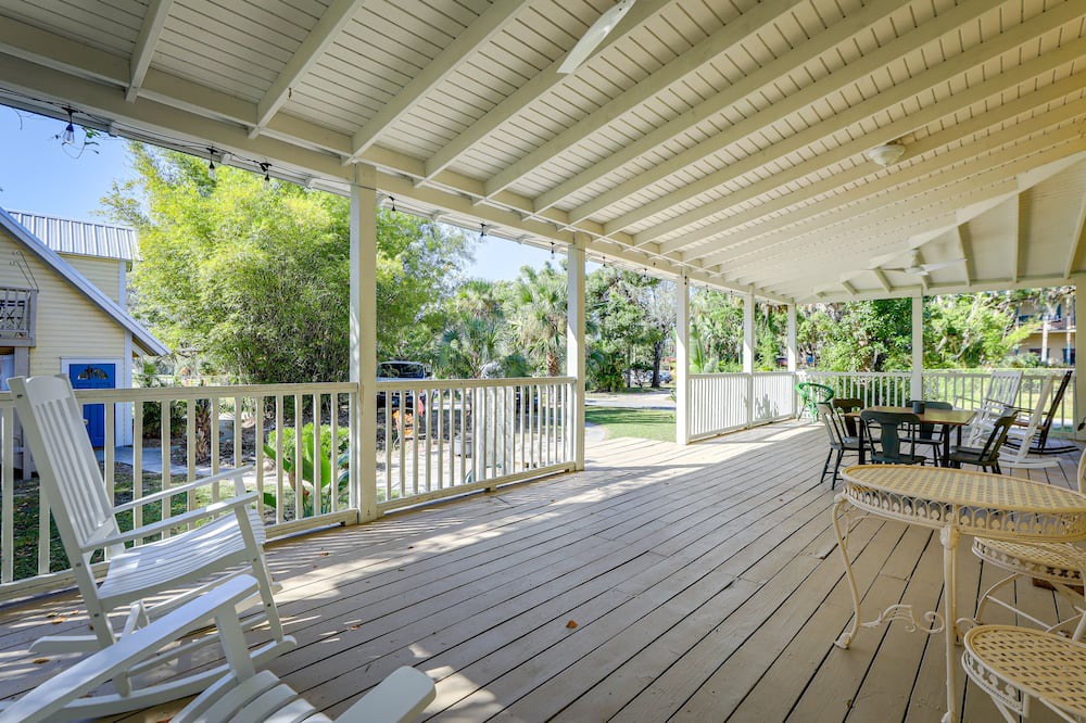 Photo of Patio Balcony in Arcadia Historic District