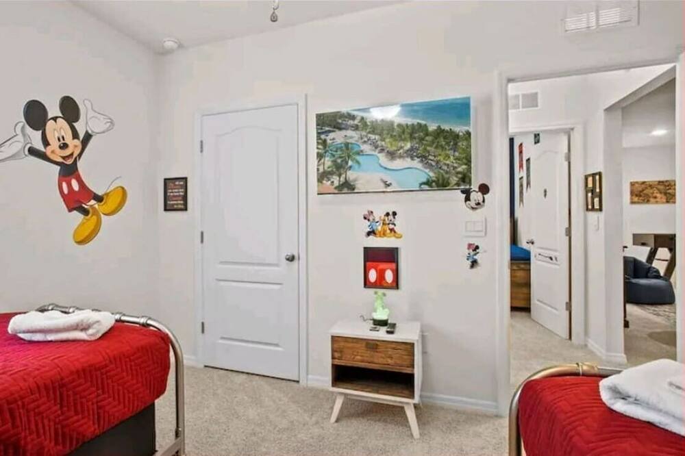 Photo of Bedroom in Sunridge Woods