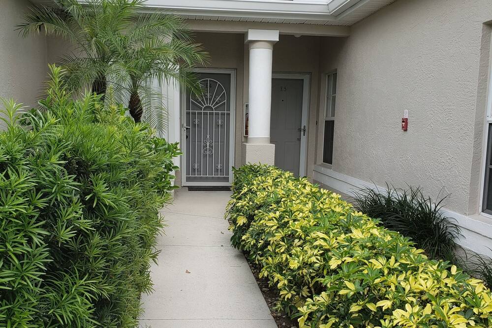 Photo of Outdoor in Imperial Golf Estates