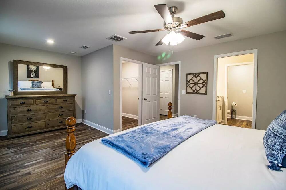 Photo of Bedroom in Bartow