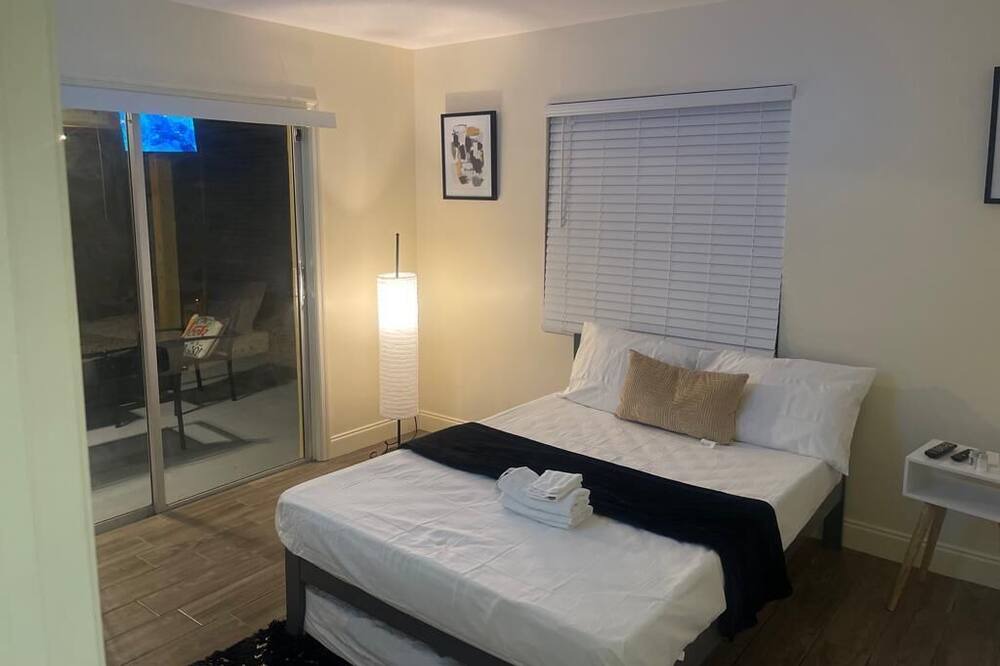 Photo of Bedroom in Greenacres