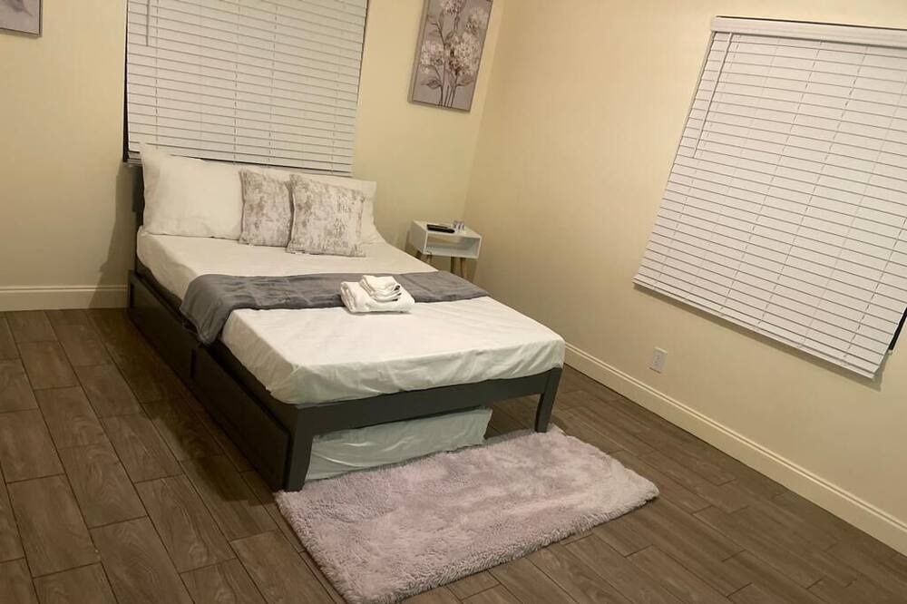 Photo of Bedroom in Greenacres