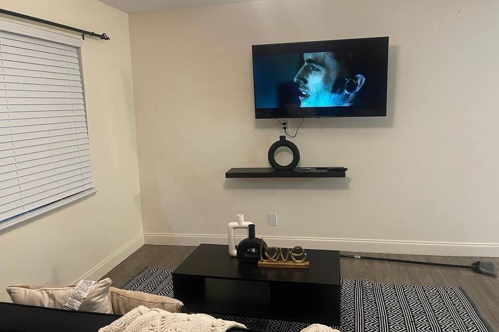 Photo of Bedroom in Greenacres