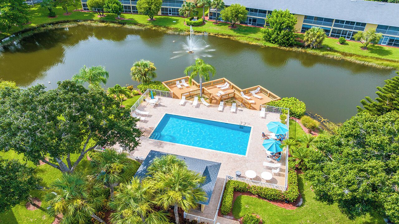 Photo of Outdoor in Imperial Golf Estates