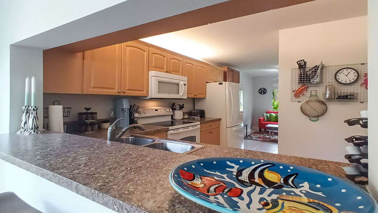 Photo of Kitchen in Imperial Golf Estates