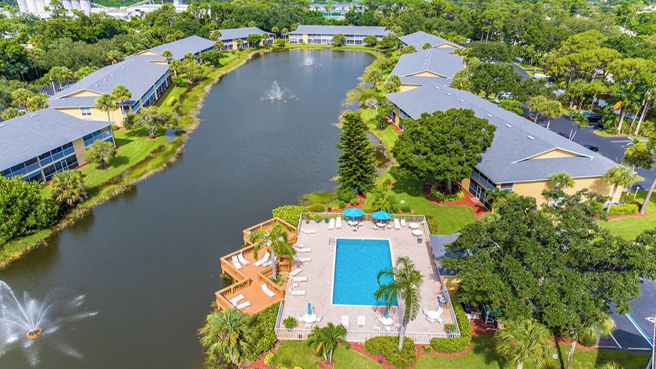 Photo of Outdoor in Imperial Golf Estates